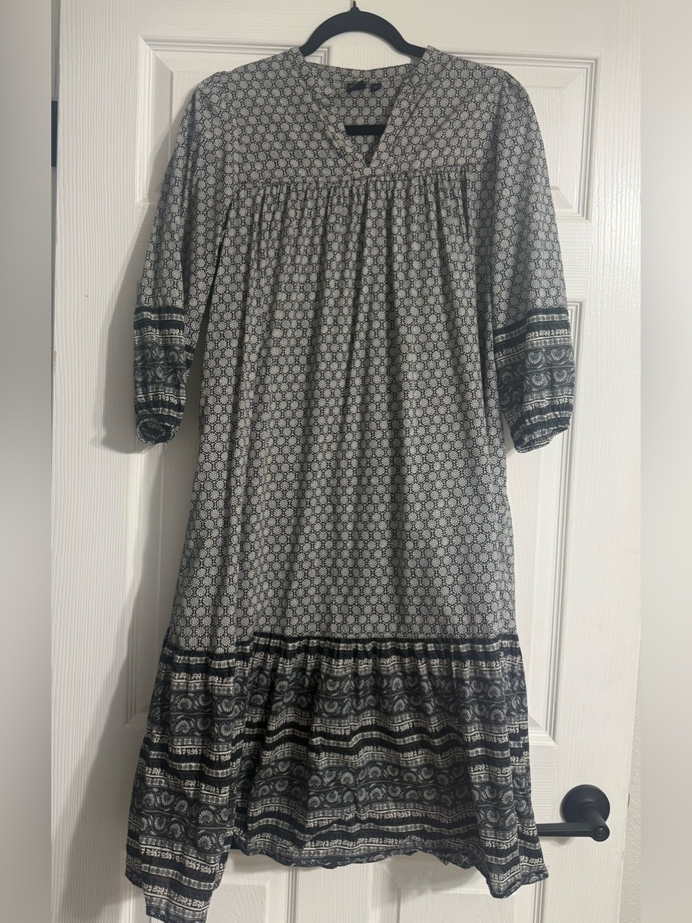 Anna Sui Black and Cream Printed Long-Sleeve Tiered Midi Dress